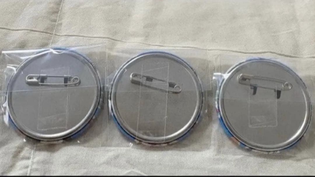 銀魂 ハワイ 缶バッジセット 神楽&坂田銀時&志村新八