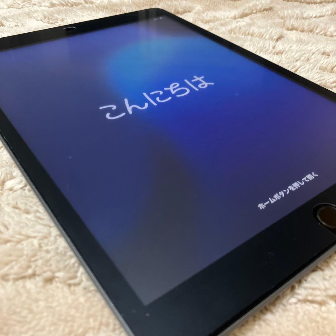 Apple iPad 第8世代 32GB スペースグレー