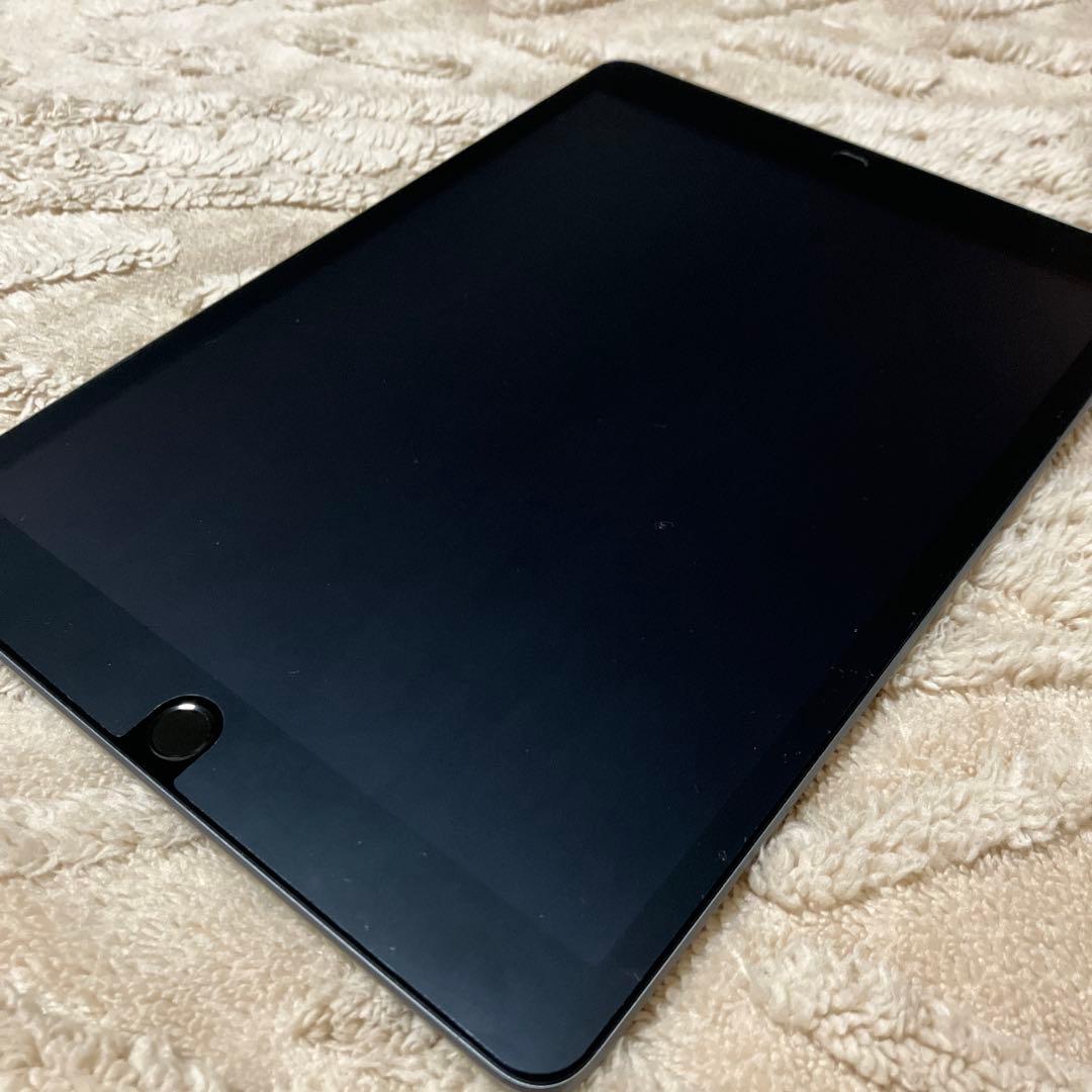 Apple iPad 第8世代 32GB スペースグレー