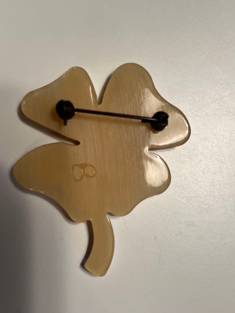 mina perhonen ブローチ　クローバー　水牛　正規品