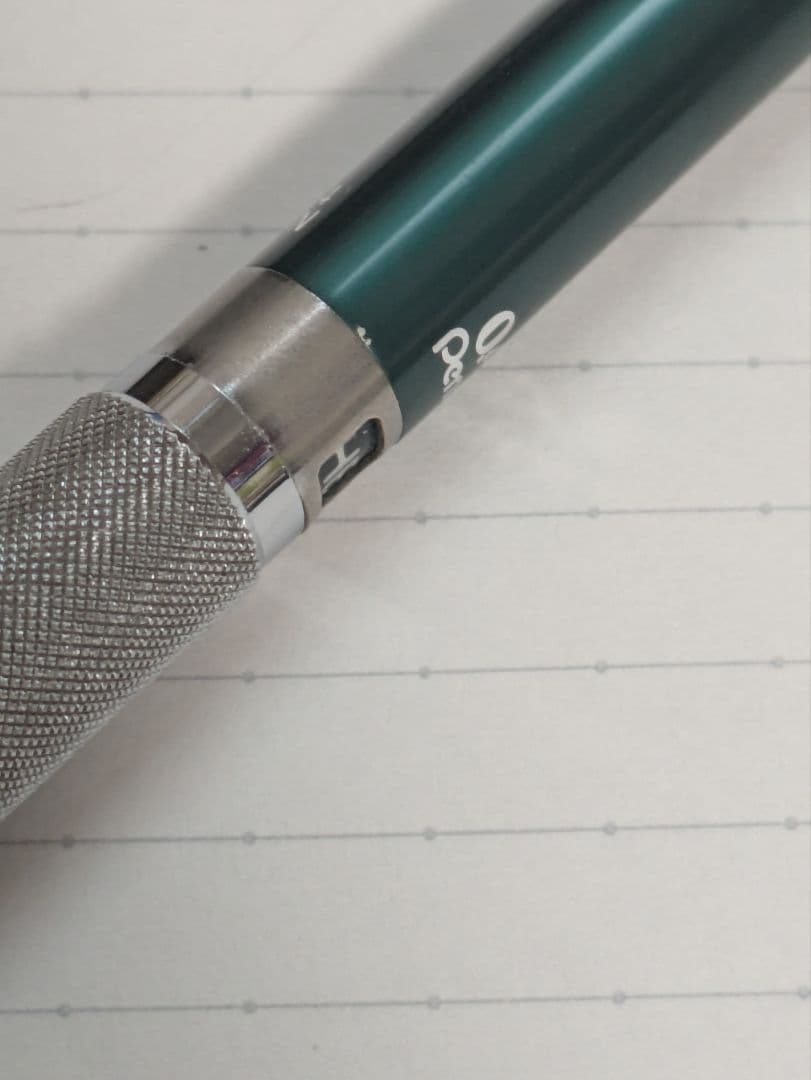 ぺんてる　PG1804