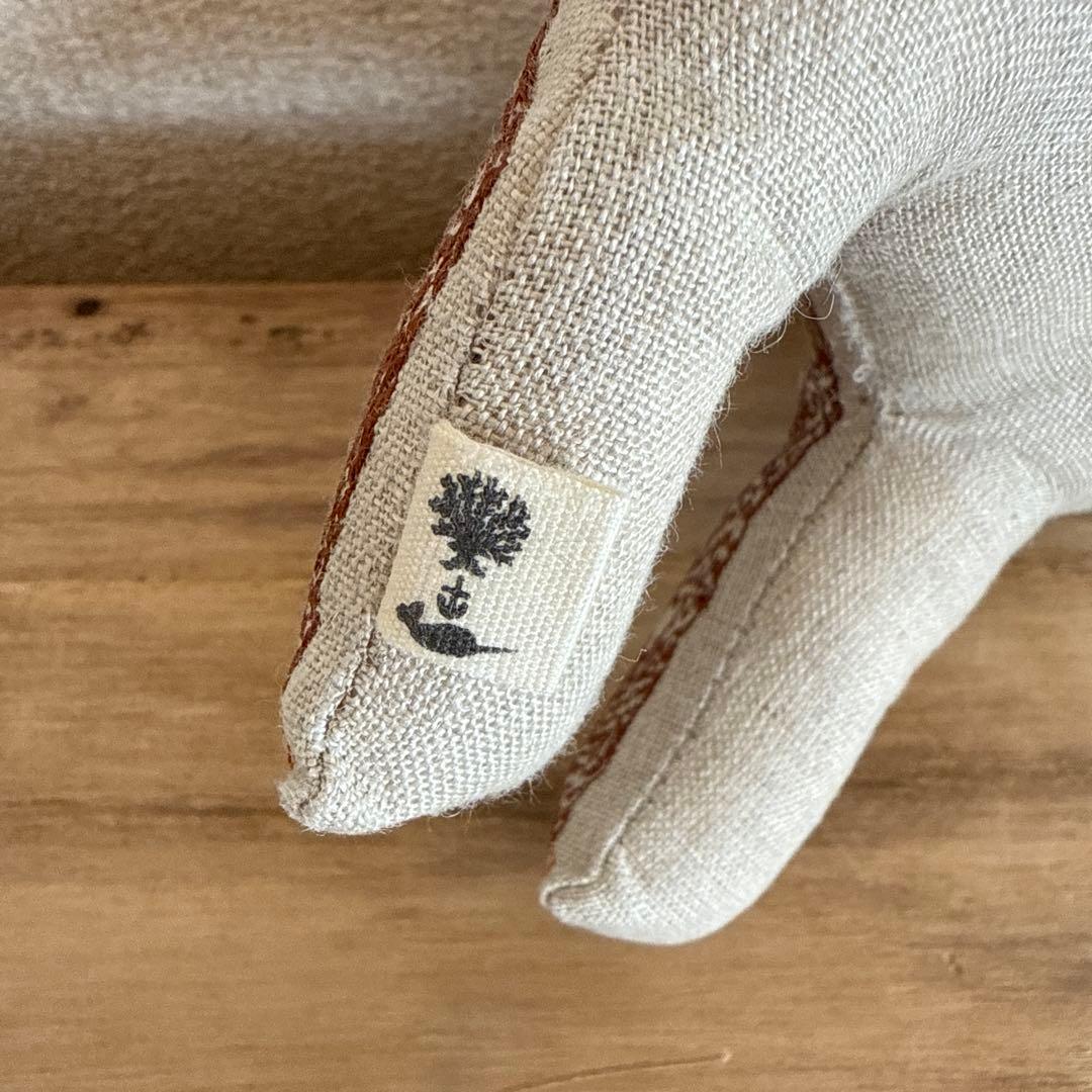 LiSA　コーラル &タスク　トナカイに乗ったウサギのぬいぐるみ