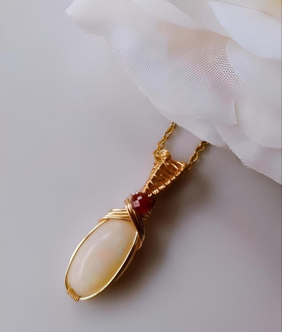 Kgf14 宝石ルース 希少石 ウォーターオパール レッドスピネル ペンダント