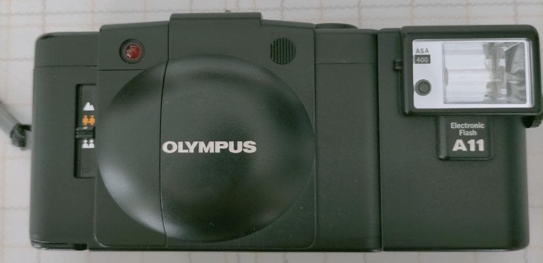 OLYMPUS　オリンパス　XA2 コンパクトフィルムカメラ　取説　ケース付き