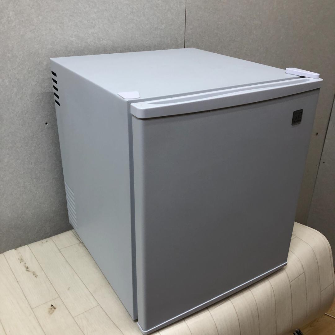 【送料無料】 サンルック SR-R4802 電子冷蔵庫 48L 250529