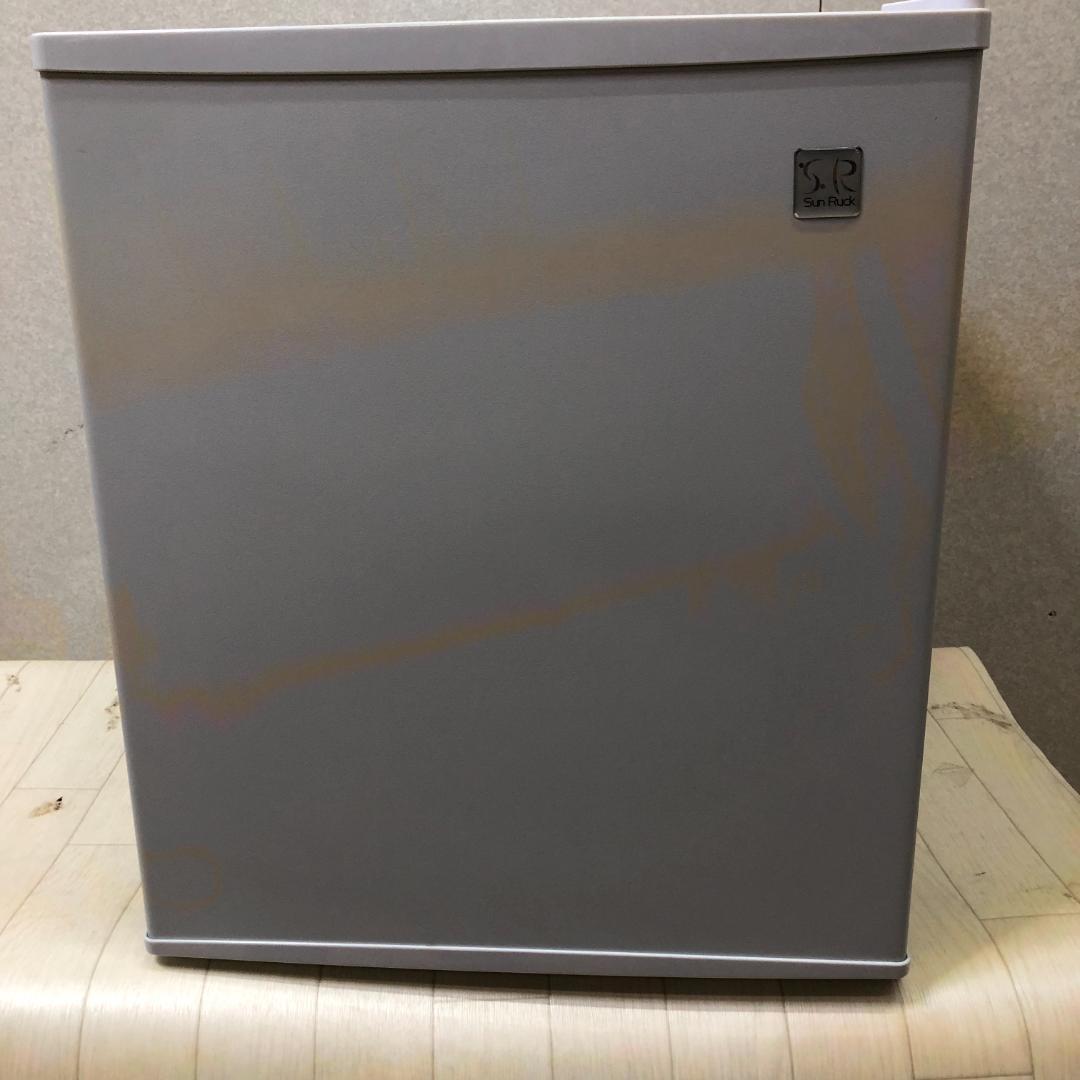【送料無料】 サンルック SR-R4802 電子冷蔵庫 48L 250529