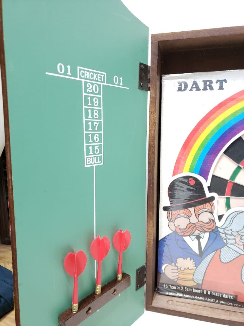 希少 80's ビンテージ未使用品 ダーツボード THE SHIPS INN ②