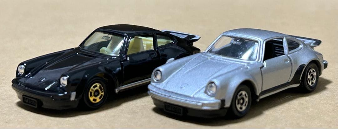 日本製 トミカ ポルシェ930ターボ 2台セット