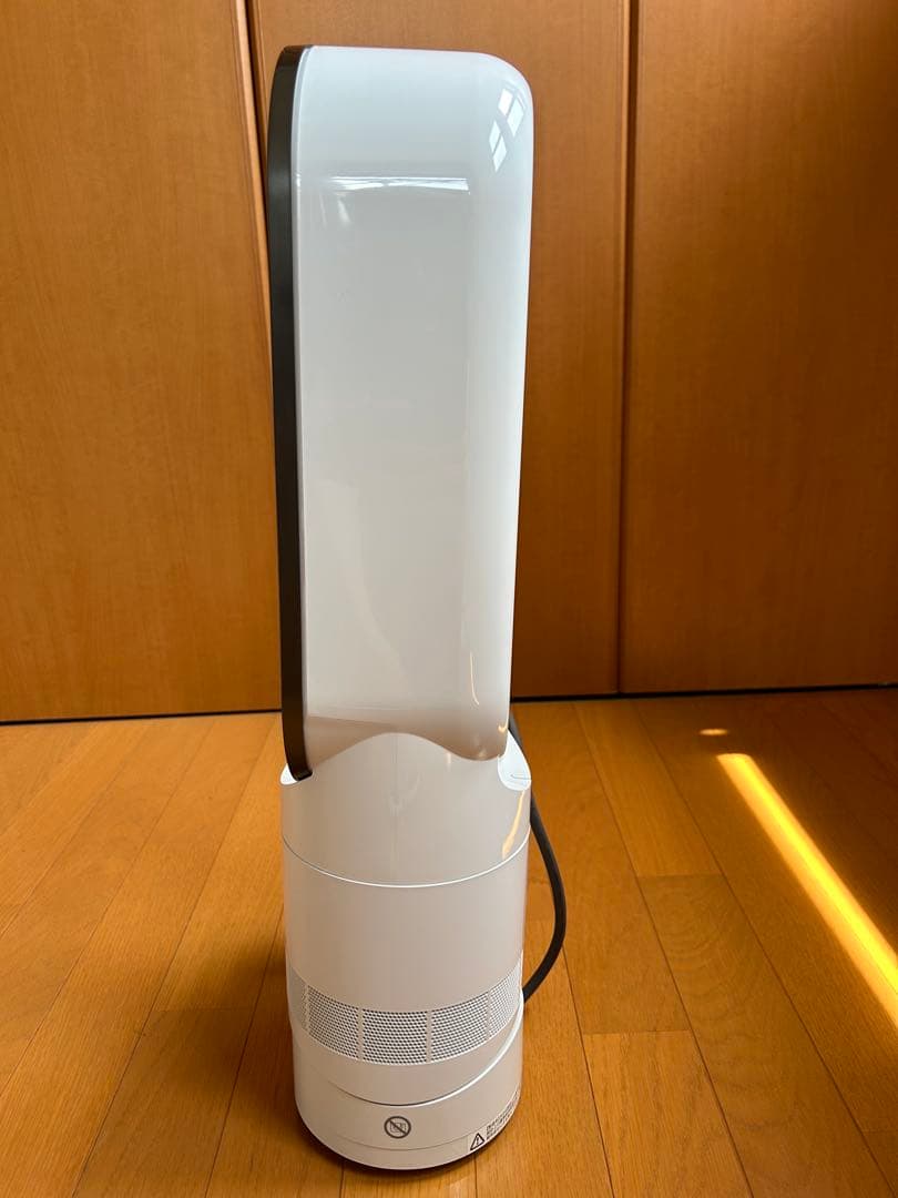 ダイソン Dyson Hot＋Cool ファンヒーター AM09 2024年製造