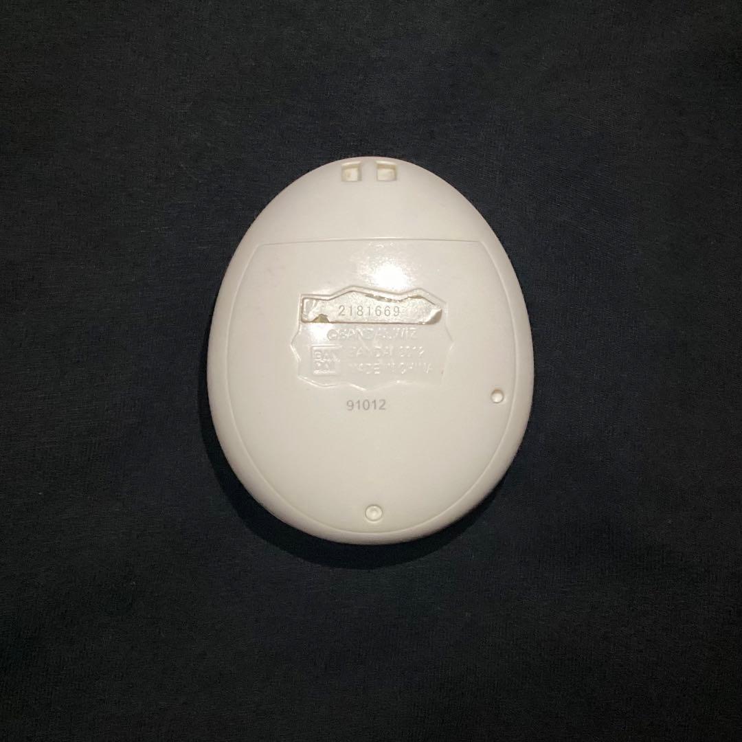 【最安値】たまごっちピース ホワイト&たまデコピアス