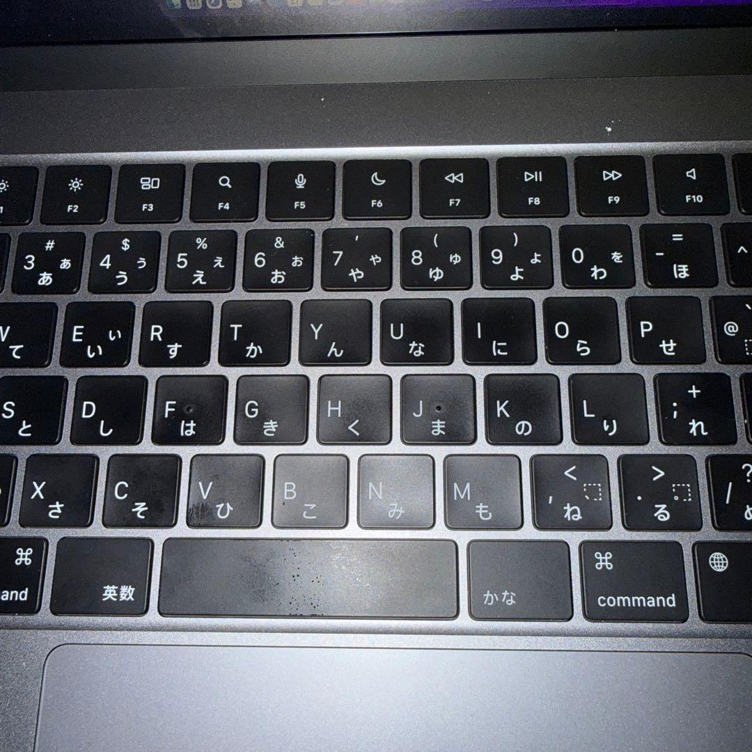 【美品】MacBook Air 15インチ M2チップ　本体