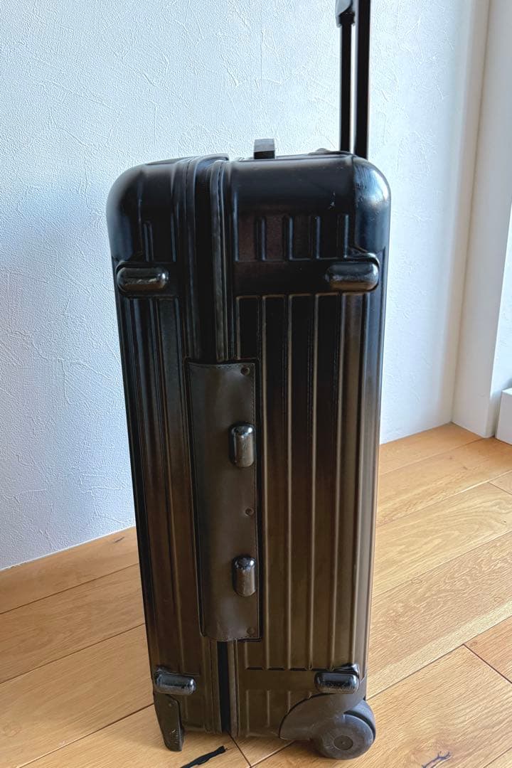 RIMOWA マットブラック・リモワ・サルサシリーズ2輪［正規品］