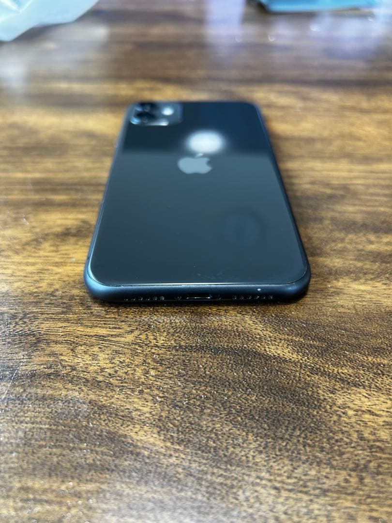 iPhone11 本体 BLACK ブラック 64GB バッテリー70% 美品