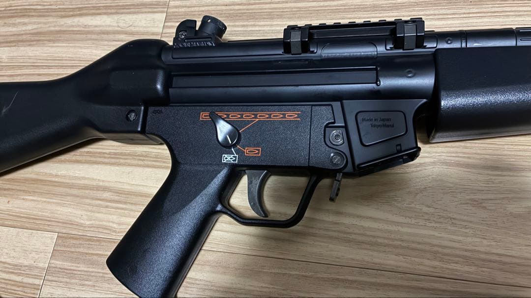 東京マルイ　スタンダード電動ガン　MP5A4 カスタム