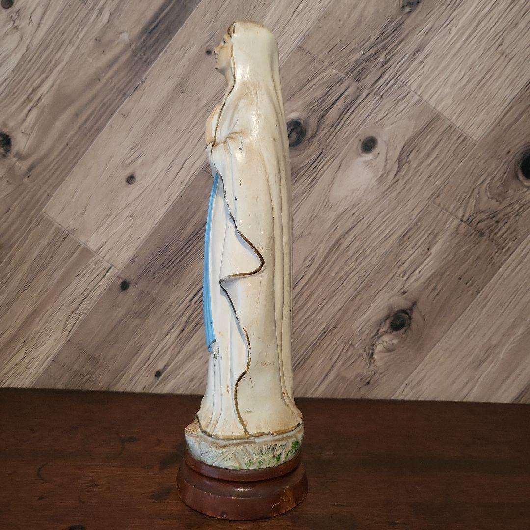 聖母像　樹脂・木製品 約30cm