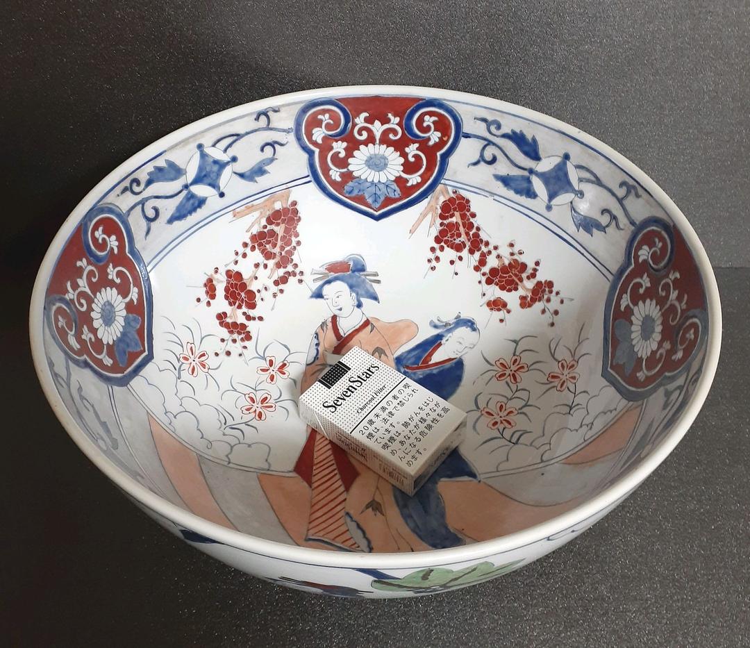 中国古美術　中国古陶磁器　古玩　色絵　美人図　特大大鉢　径35.4cm 道光年製