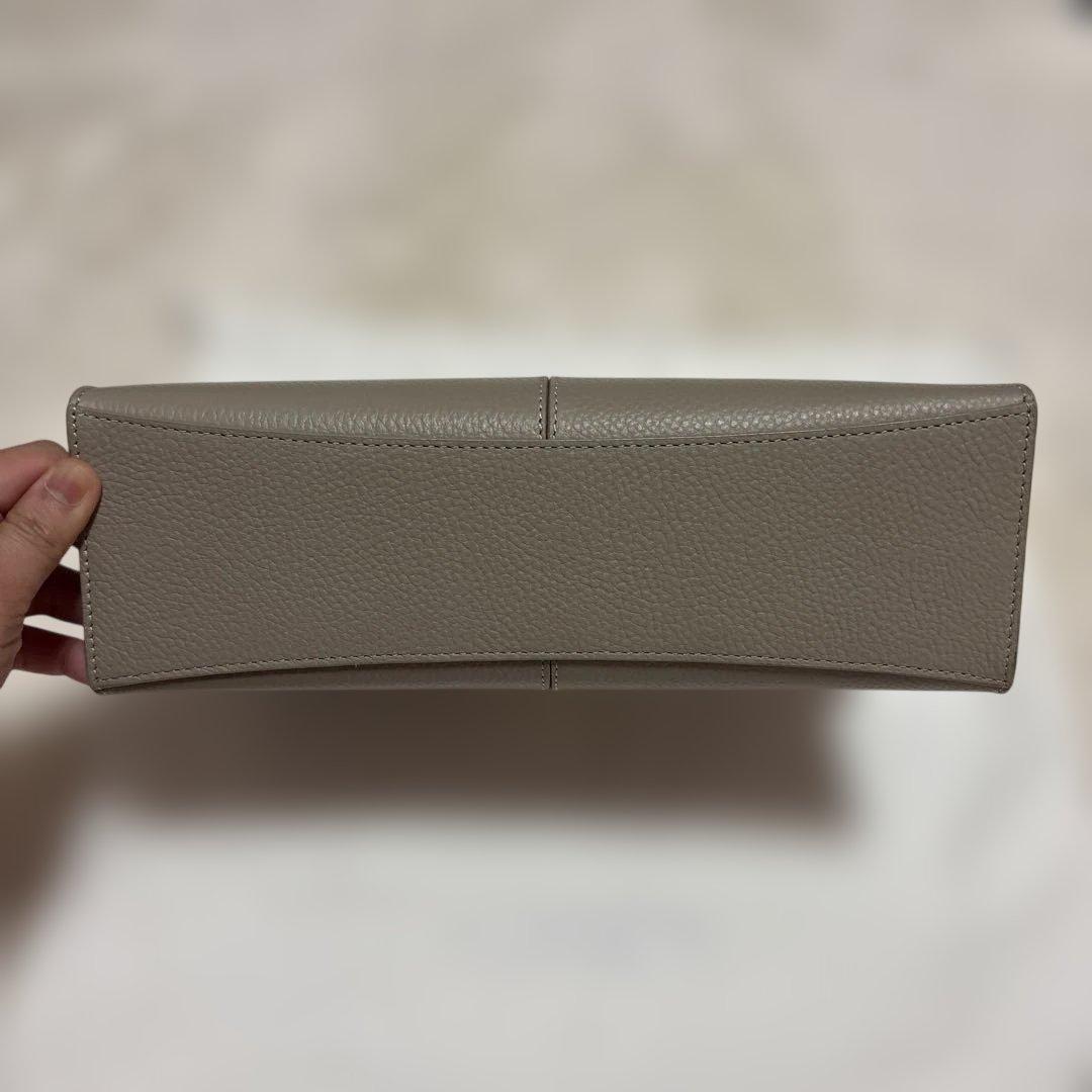 カフネ Medium Stance グレー バッグ