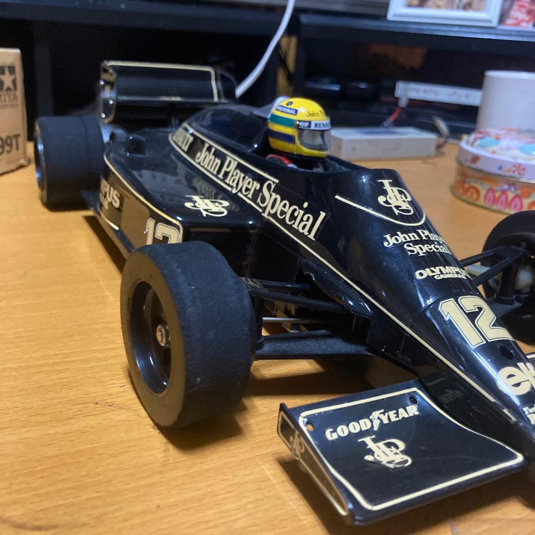 ロータス97-98位です、シャーシ付けます、(元はロータス99Tのカウルです)