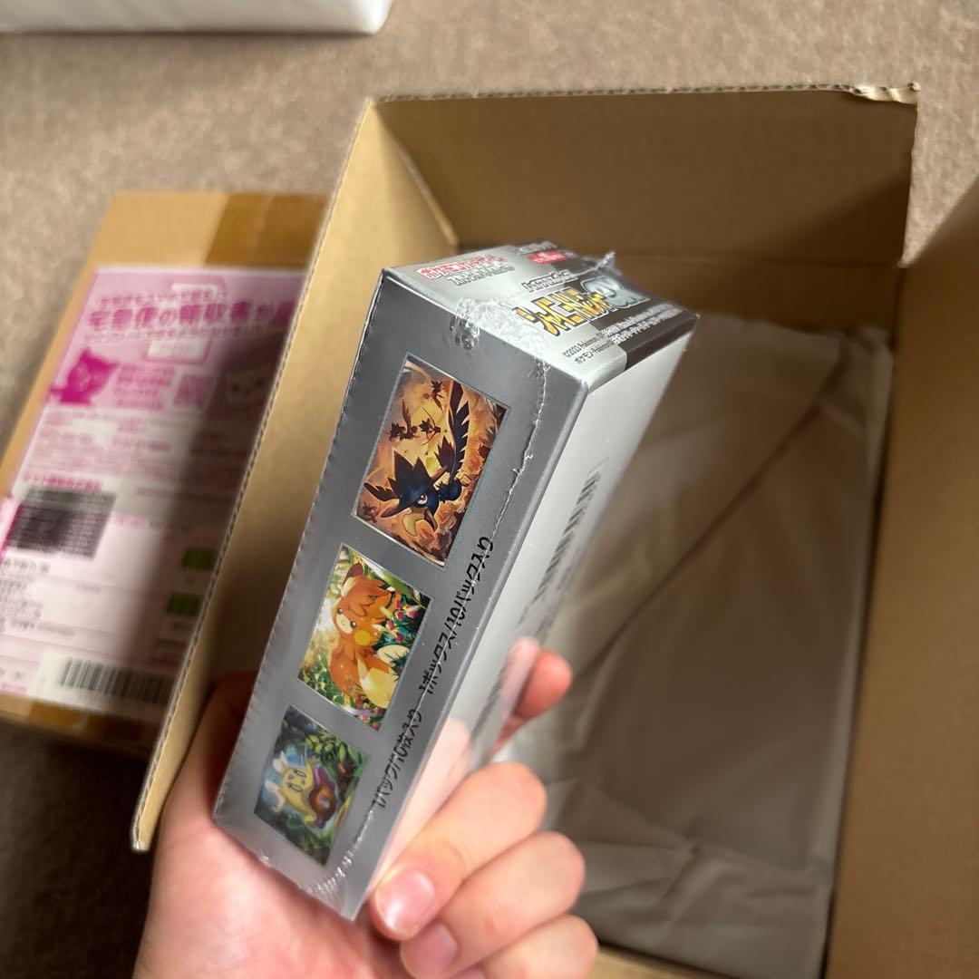 シャイニートレジャー　4箱