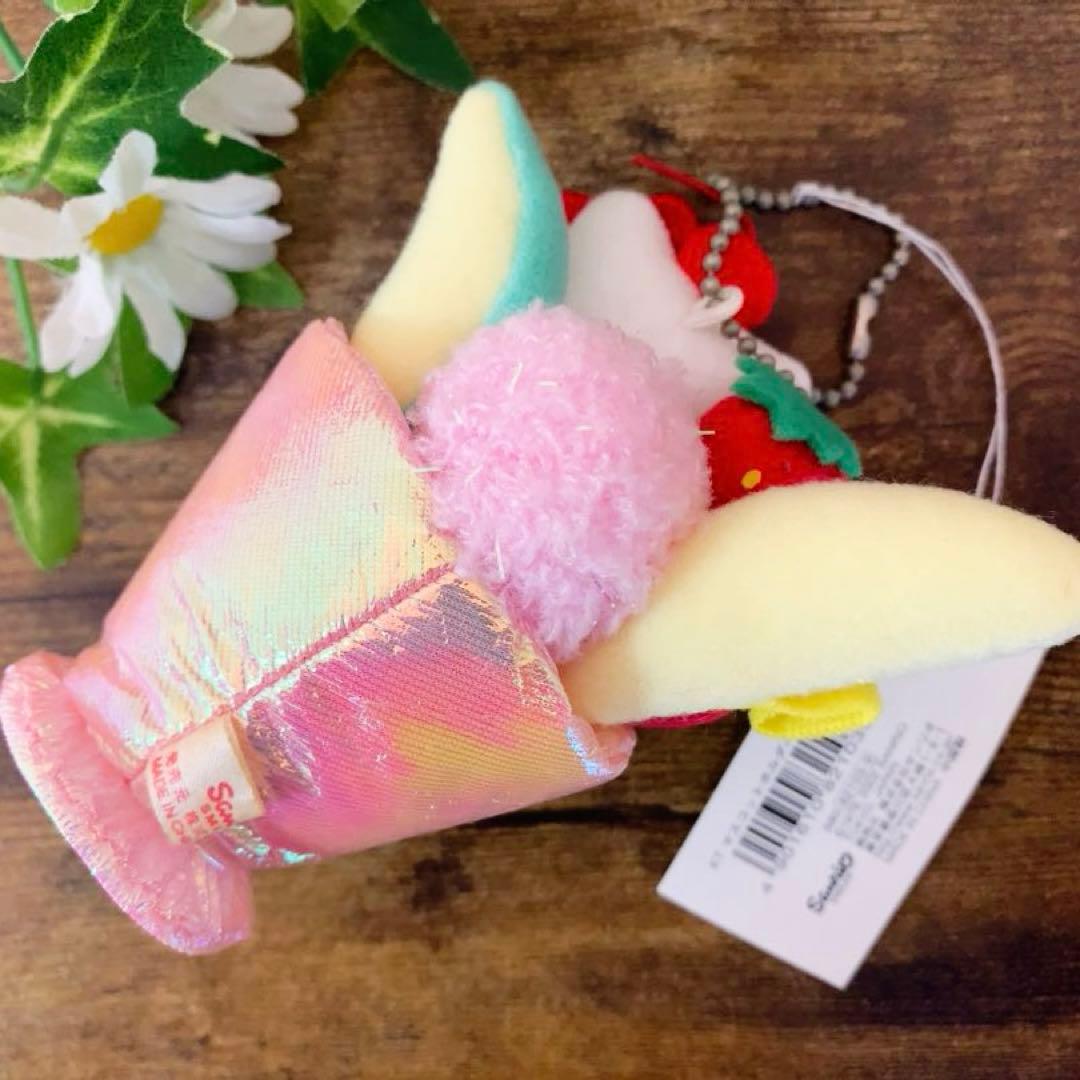 ⭐︎希少レア⭐︎ハローキティ マスコット ホルダー　パフェ　ぬいぐるみ タグ付き