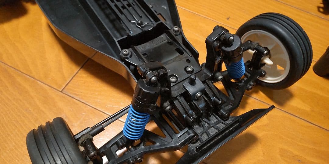 タミヤ　DF02（4WD） DT02（2WD）RC オフロードカー　２台セット