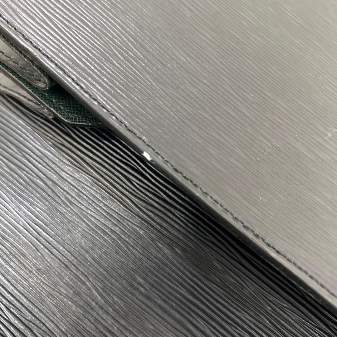 ブリーフケース　ルイヴィトン　エピ　コンセイエ　ブラック