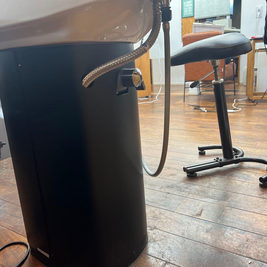 美容室　オオヒロシャンプー台　ブラック　　大広製作所　山口県防府市