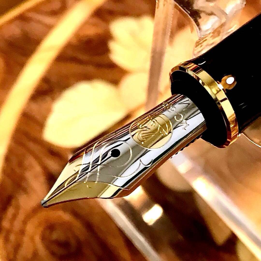 ☆超お勧め☆美しいペリカン万年筆M600ブルー縞（M)☆書き味抜群