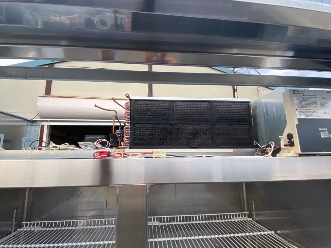 フクシマ 業務用縦型4ドア冷凍庫　URD54FMTA1 200V