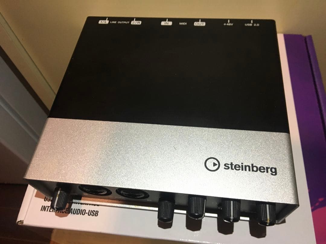 Steinberg UR22 USBオーディオインターフェイス