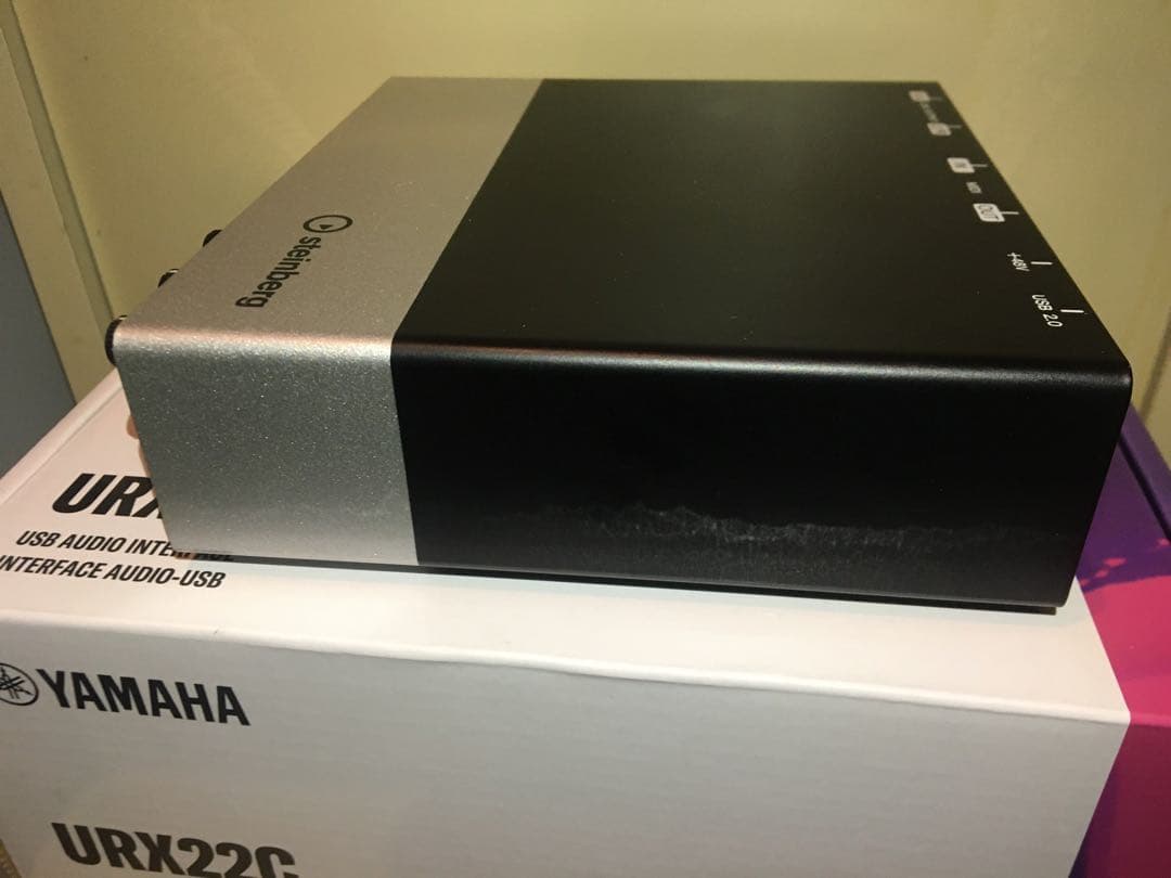 Steinberg UR22 USBオーディオインターフェイス