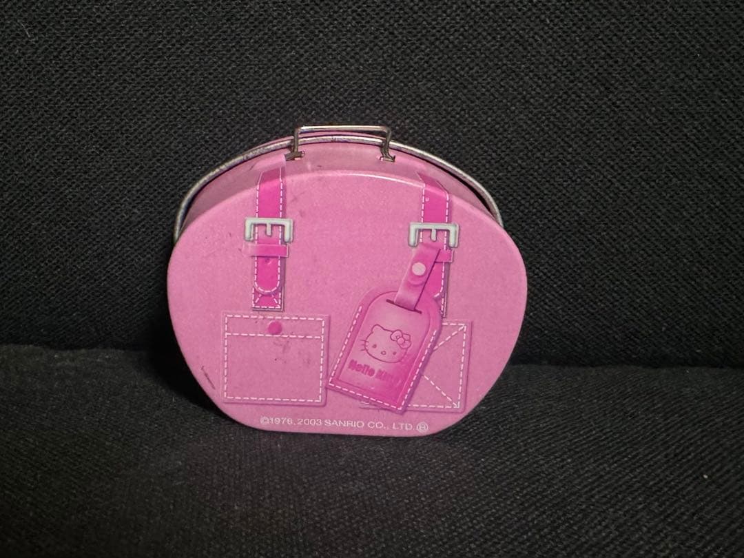 値下げ予定なし　ハローキティ 世界 子犬のお散歩