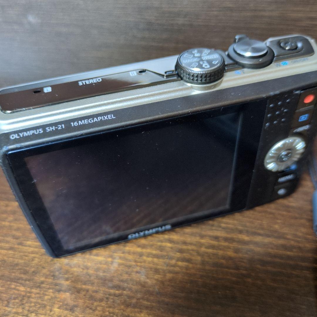 OLYMPUS デジカメ　1600万画素　 SH-21 本体 デジカメ