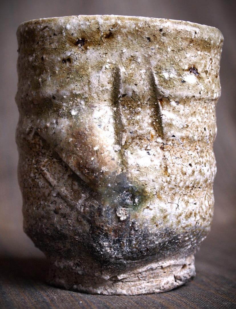 人気作家★谷本貴【師：師：森正・谷本景】伊賀(窯変）湯のみA★共箱 匿