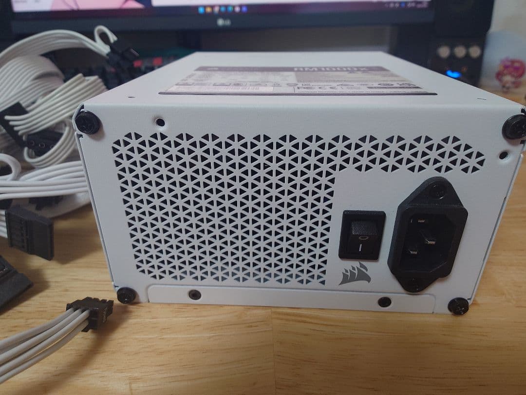 CORSAIR RM1000x Shift White 電源ユニット 1000W