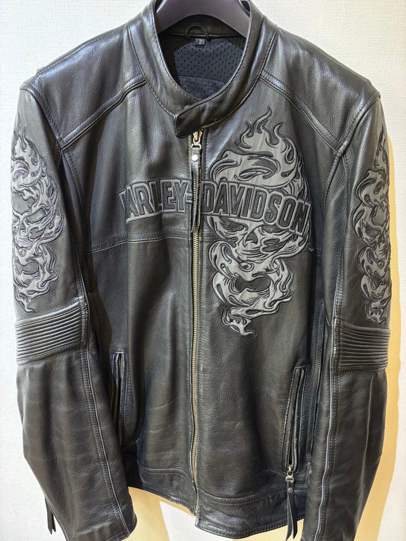 ハーレーダビッドソンの革ジャン　本国レア物
