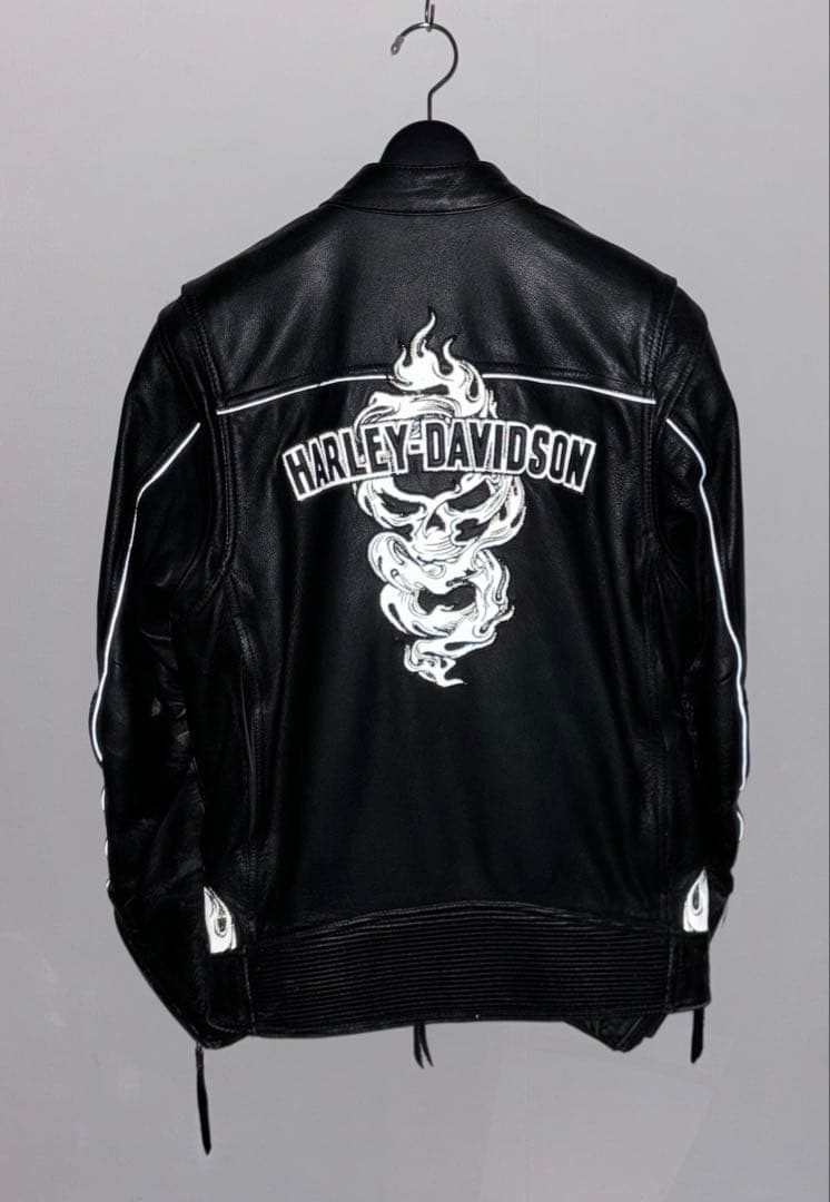 ハーレーダビッドソンの革ジャン　本国レア物