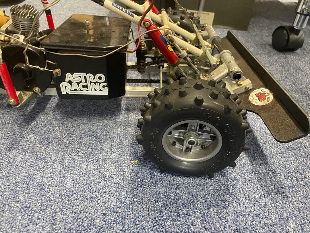 お*ま様 京商KYOSHORAND JUMP 4D リモコン FUTABA FP