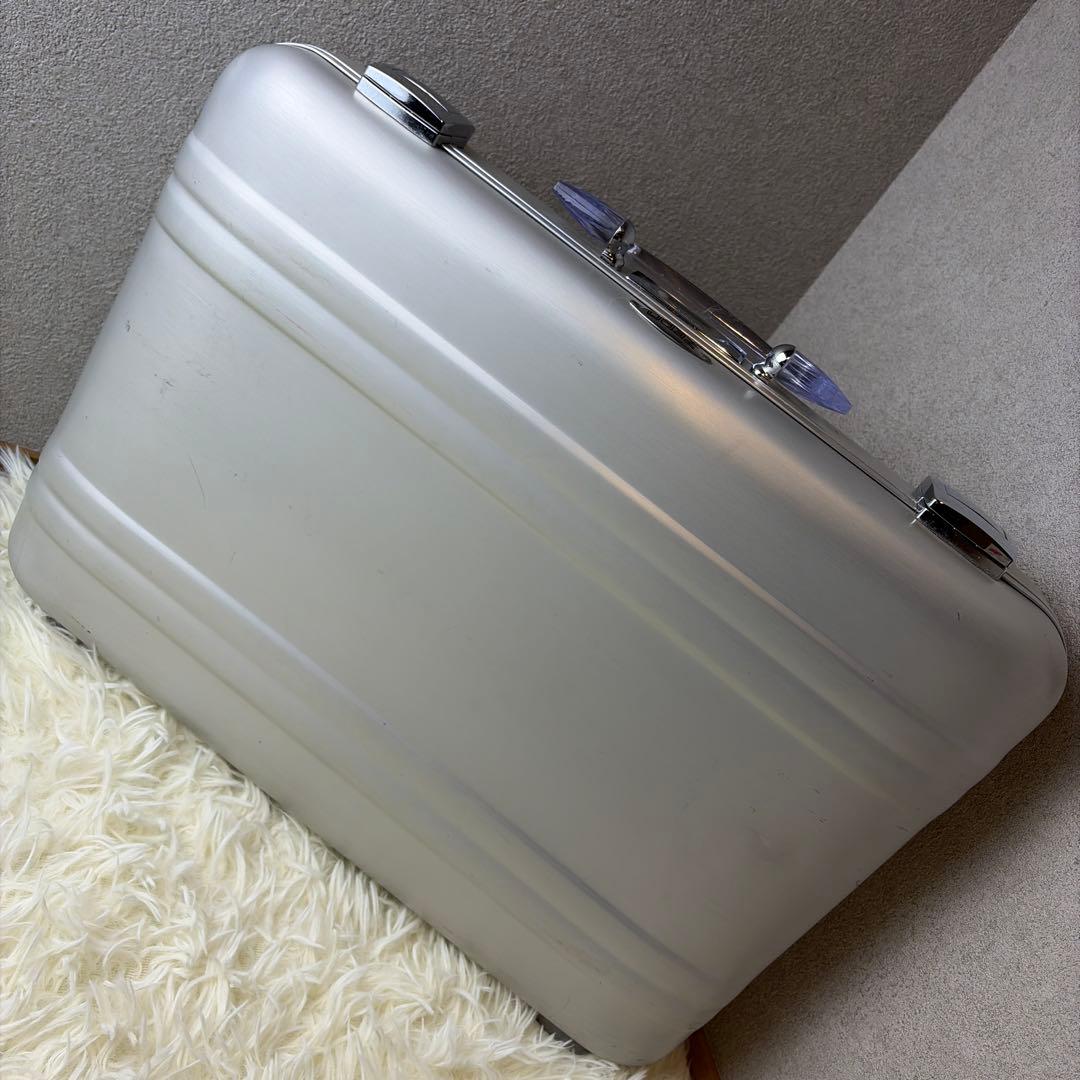 美品　ゼロハリバートン　アタッシュケース　クリアハンドル　アルミ
