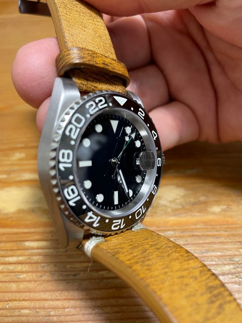 GMTマスタータイプ　自動巻き　ロゴ無し　ダイバー