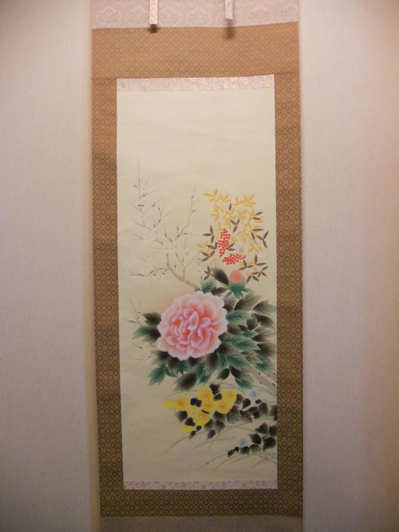 掛け軸 草堂 四季花 絹本 希少 軸装 茶道具 掛軸 美品 です。