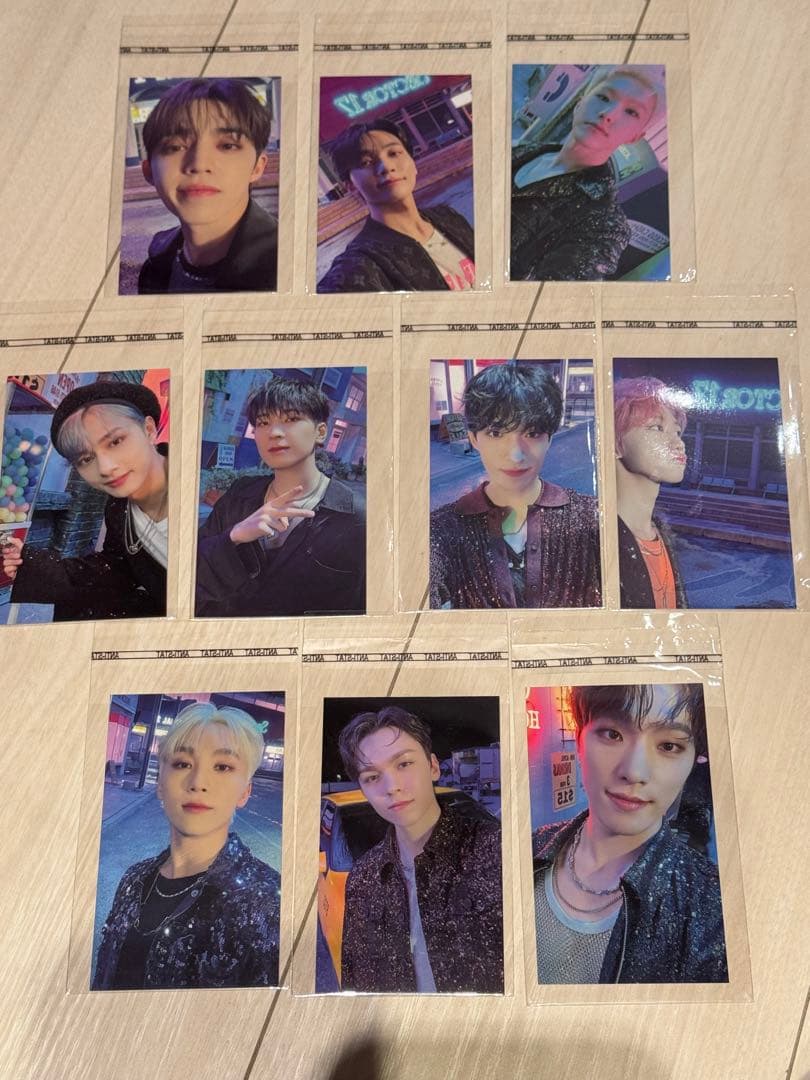 SEVENTEEN Sector17 ユニバ　トレカ