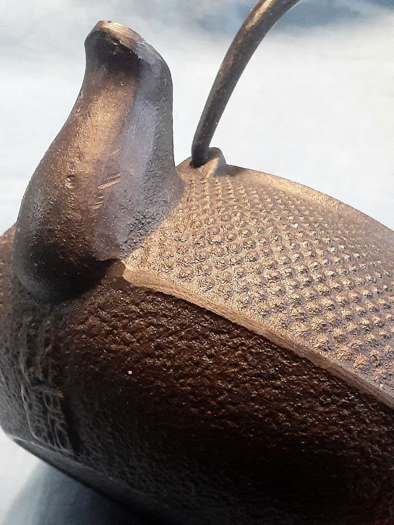 岩鋳【南部鉄器】鉄瓶0.65L 伝統工芸 急須 JAPAN ケトルやかん 茶道具