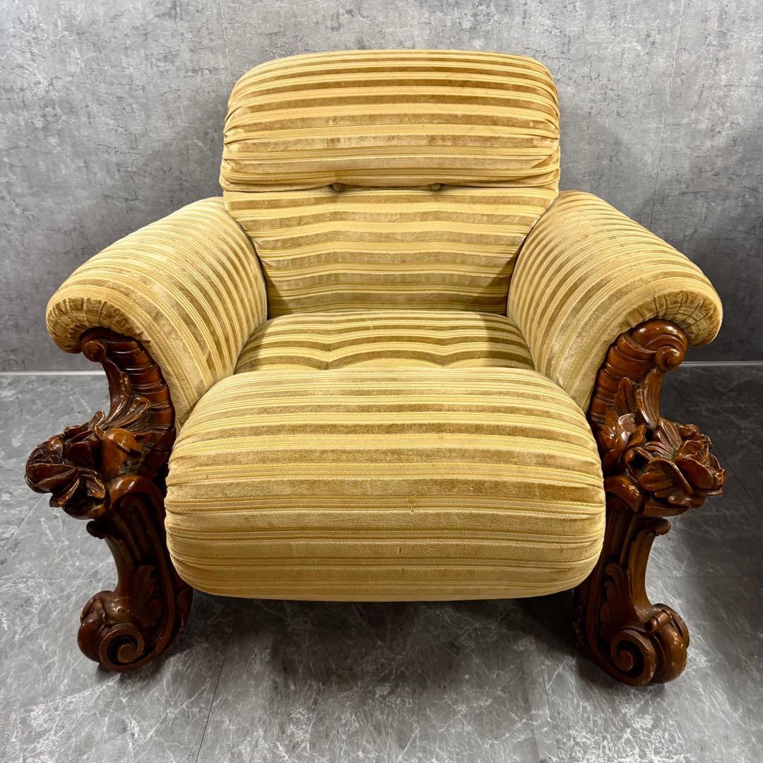 重厚な存在感　中国家具 花梨材 唐木 ソファ チェア 無垢 高級飾り家具　①