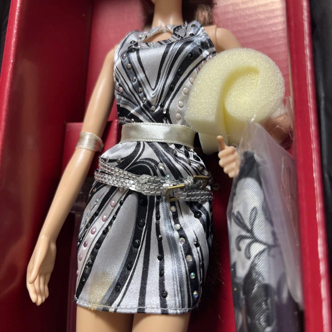 超レア未使用非売保管品 Barbie 安室奈美恵 ヴィダルサスーン 限定300体