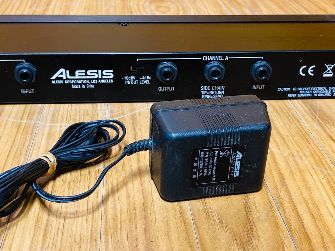 ALESIS 3630 アレシス 1Uラックマウント コンプレッサー