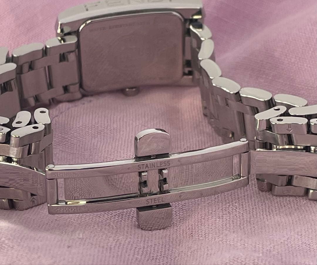 FENDI レディース クオーツ腕時計 電池新品 (7)