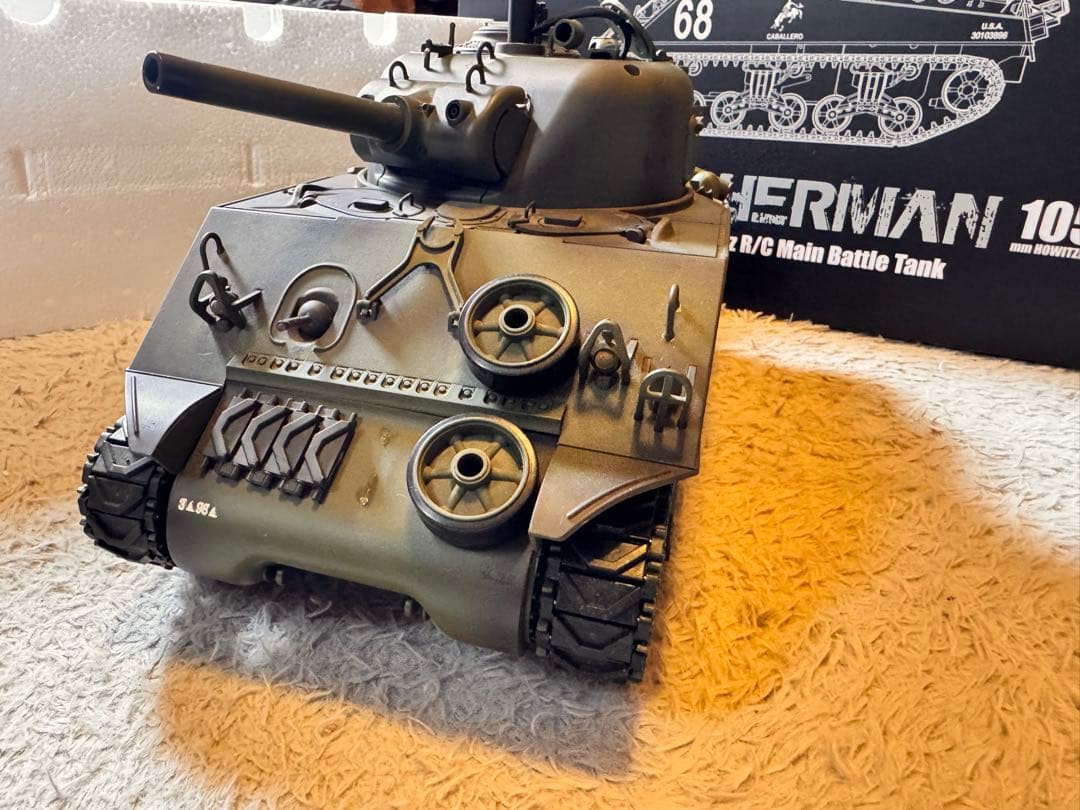 戦車モデル M4A3 SHERMAN 1:16