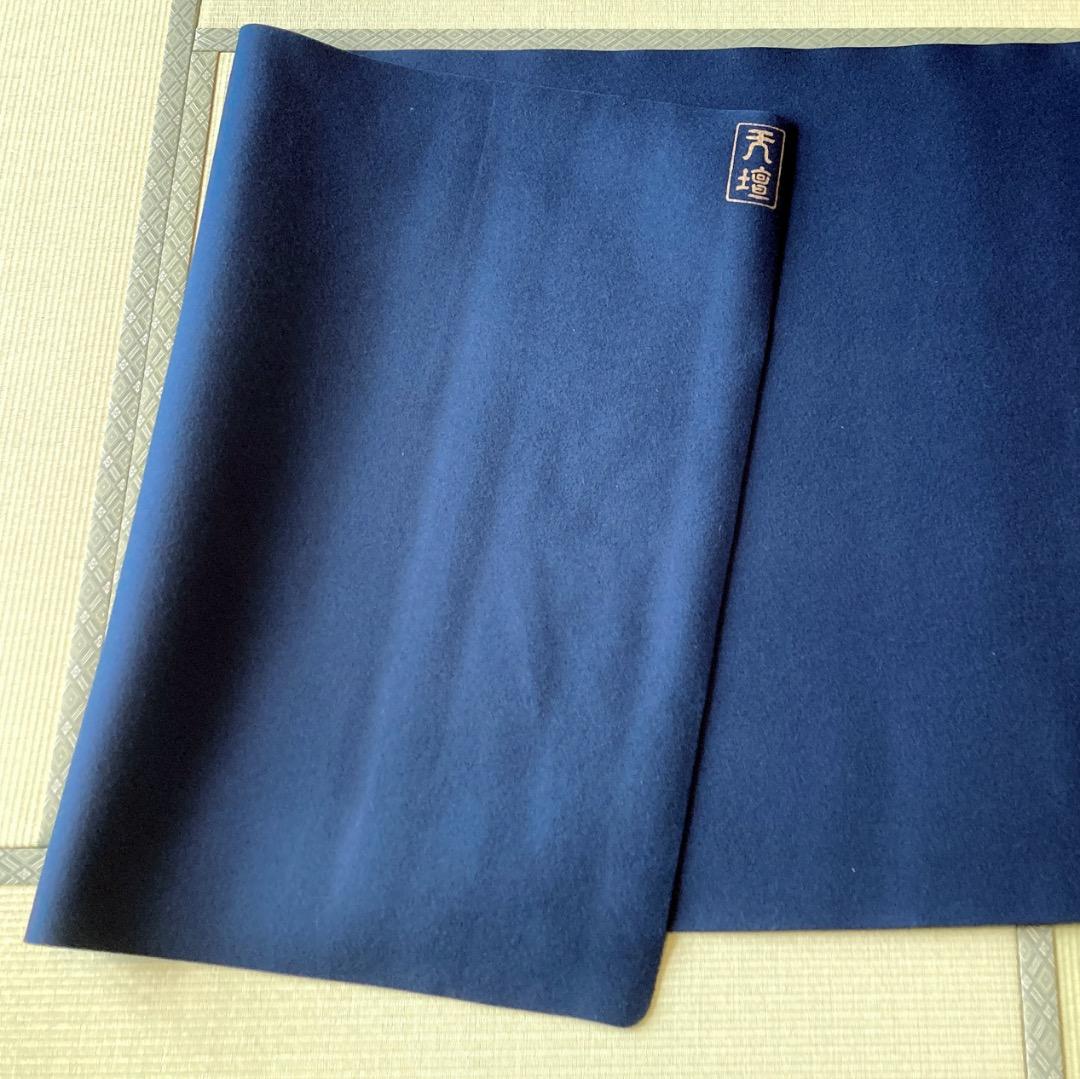 【日本フエルト工業株式会社】天壇毛氈 紺3本