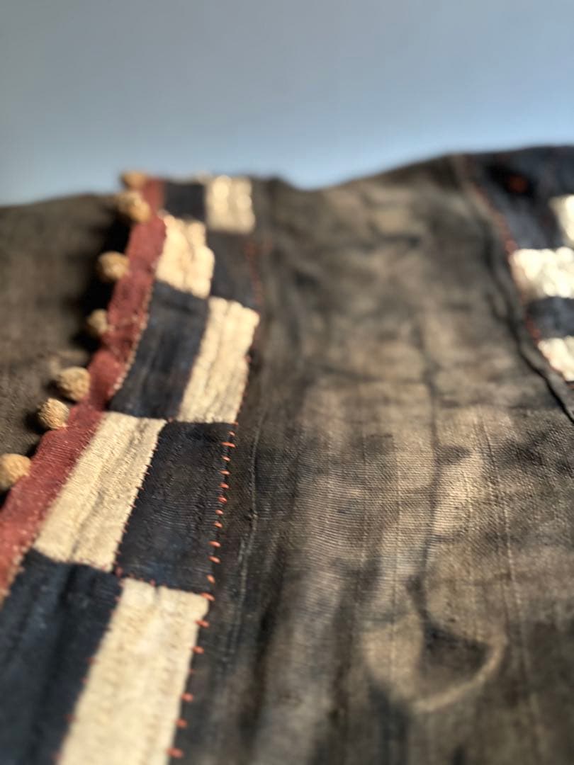 545 アフリカヴィンテージ クバ王国 プショング族 マフェル 王族衣装 市松